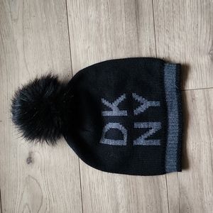 dkny beanie womens